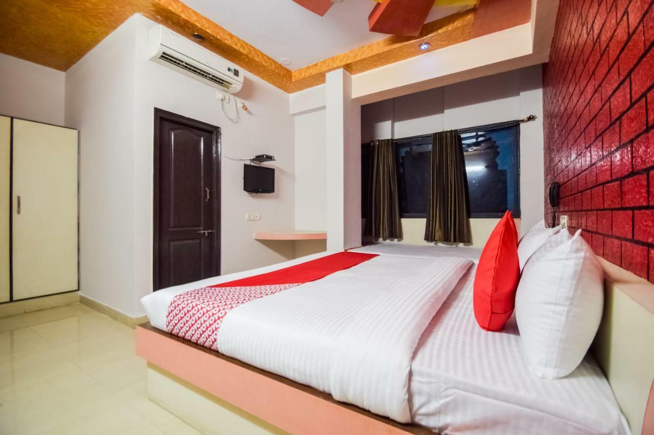 Hotel Palak Palace Udaipur Buitenkant foto