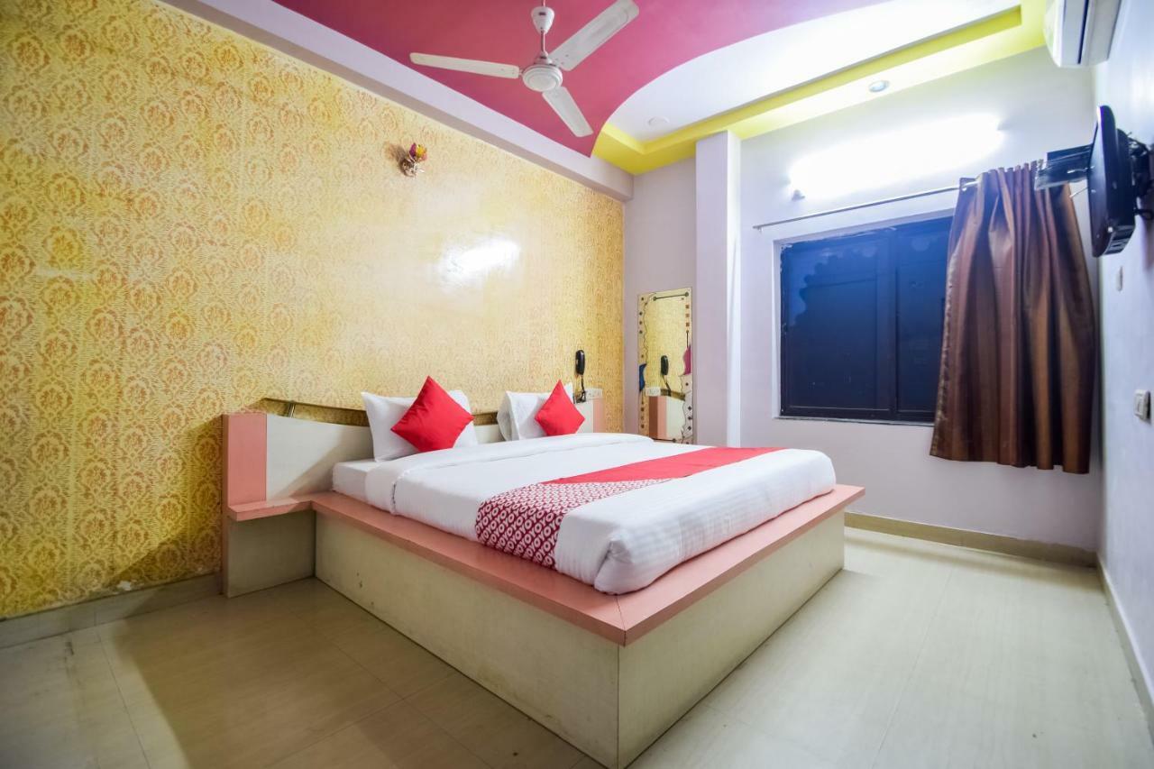 Hotel Palak Palace Udaipur Buitenkant foto